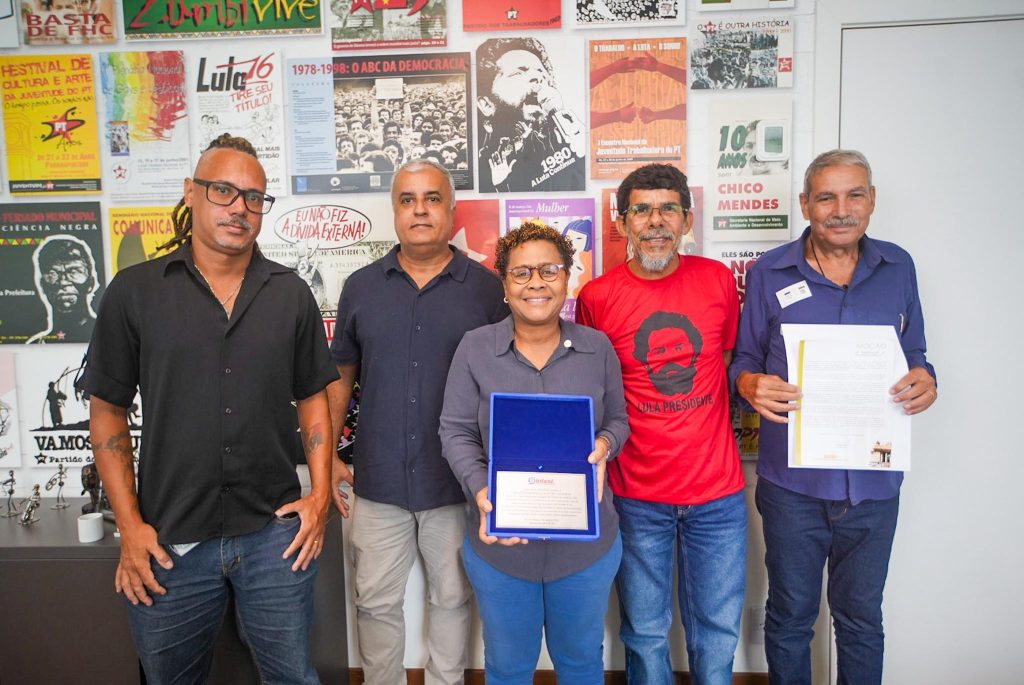 Sintesi-rj recebeu homenagem da Alerj pelos 35 anos de lutas